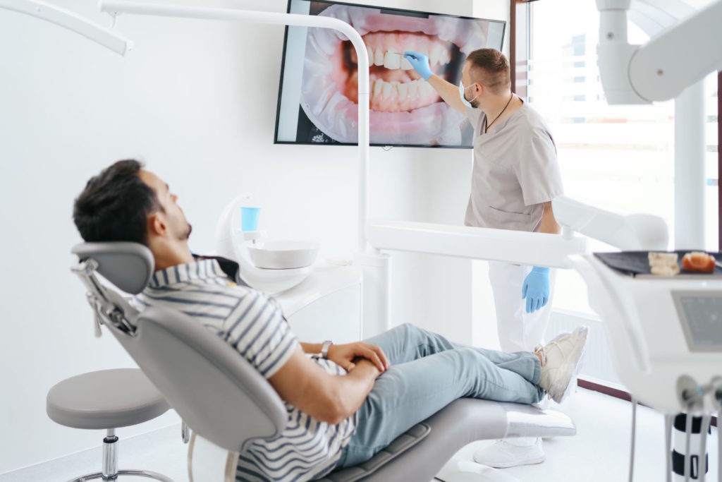 Stomatologia, jako dziedzina medycyny zajmująca się zdrowiem jamy ustnej, stale rozwija się i wprowadza coraz to innowacyjniejsze metody leczenia