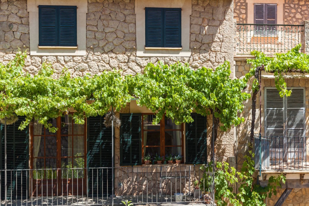 Ceny nieruchomości w Alicante mogą znacznie różnić się w zależności od wielu czynników